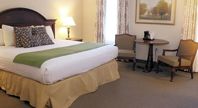 Двухместный клубный номер The Conwell Inn