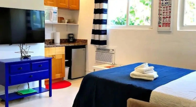 Коттедж Studio in Las Olas Near FL Beach
