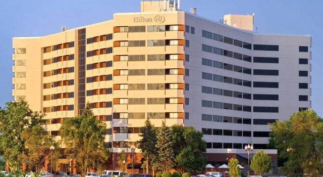 Люкс Hilton Suites Chicago/Oakbrook Terrace