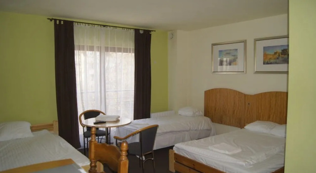 PlusHotel