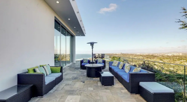 Коттедж Pool & Coastline Views: Luxe La Jolla Home