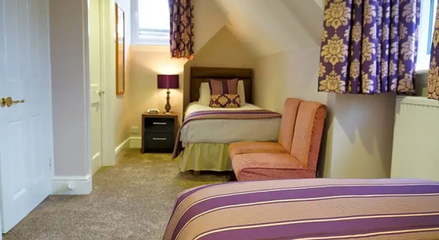 Номер Standard The Lawn Guest House Gatwick