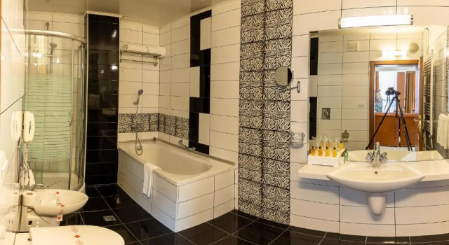 Полулюкс Hotel Palas