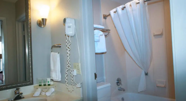 Номер Standard Lamplighter Inn & Suites Pittsburg