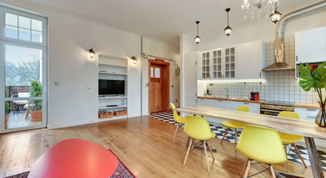 Апартаменты Lion Apartments - Family Stay