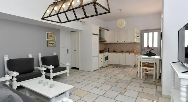 Anemolia Apartments With Pool, Prenota Appartamento Paroikia Paro
