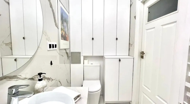 Капсула Deluxe AAA STAY Market Square Old Town
