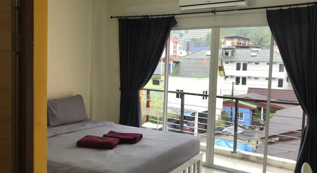 Номер Standard с балконом The HideAway Nanai Patong Beach
