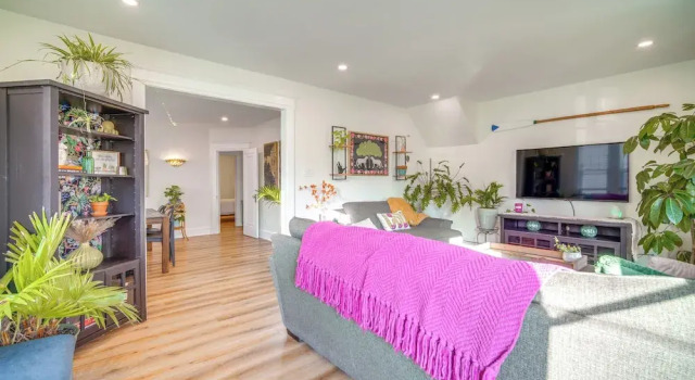 Walk to Beach: Dog-friendly Ventnor City Retreat!, Забронировать Апартаменты/квартира Вентнор-Сити Джерси-Шор