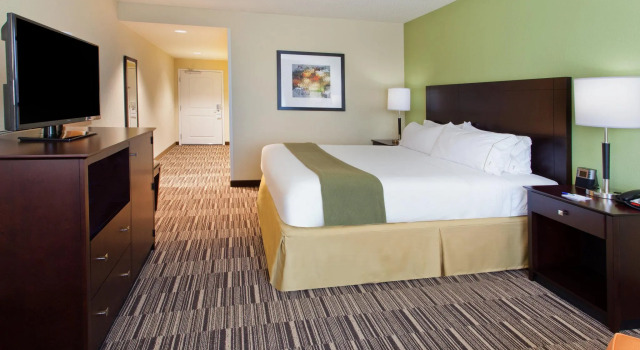 Номер Standard Holiday Inn Express Hotel & Suites Huntsville West - Research Park by IHG