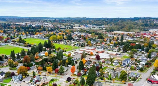 Stylish and Well Appointed in Monroe, Book Hotel Monroe Washington (state)