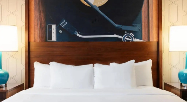 Номер The American Hotel Atlanta Downtown, Tapestry Collection by Hilton