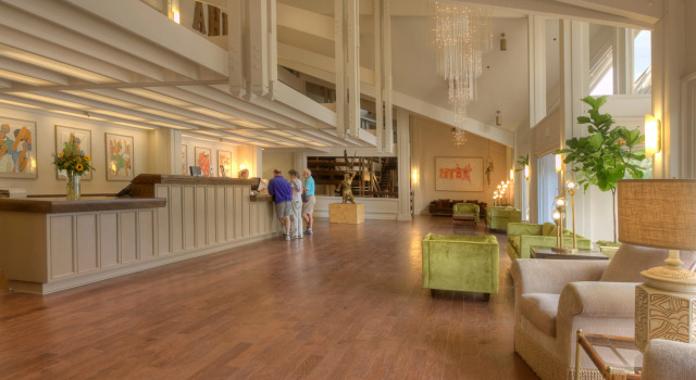 Ashland Hills Hotel & Suites
