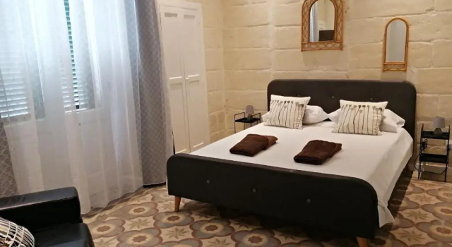 Апартаменты с 2 комнатами Central 1BR Apartment in Valletta