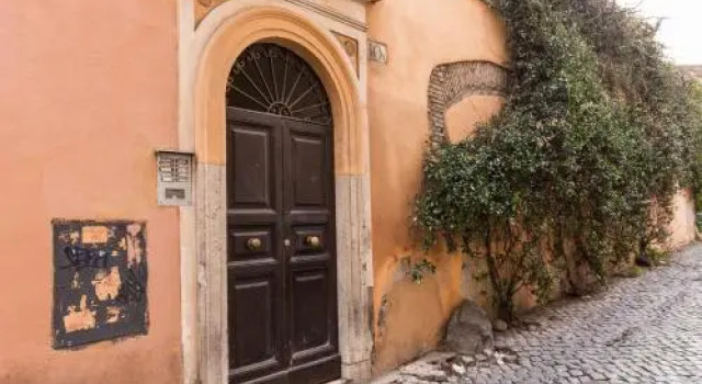 Casa Fienaroli, Prenota Hotel Trastevere Roma