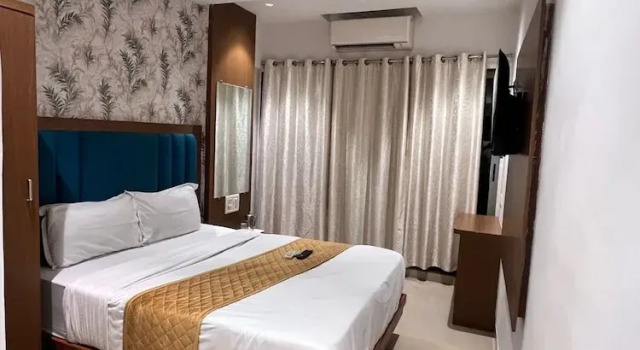 Hotel Crystal Palace