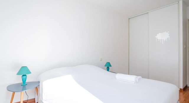 Le Zénith - GOLDEN TREE - Parking privé & WIFI - 5 min Zénith de Strasbourg, Book Apartment Strasbourg 