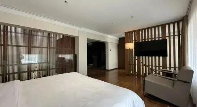 Люкс Premier Jinriyun Hotel (Datong Dongxin Plaza)
