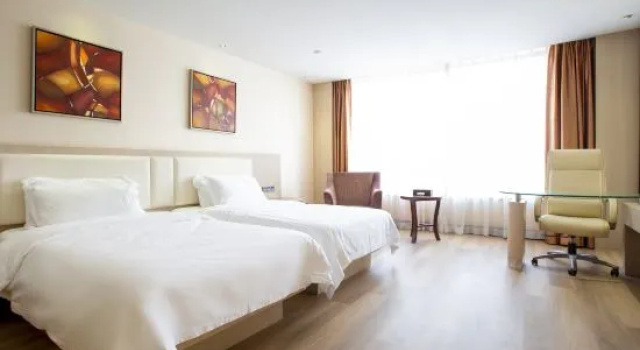 Семейный номер Standard с красивым видом из окна Meihao Mingyue Hotel International Finance City Keyun Road Metro Branch