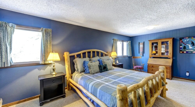 Salmans Bear Cove Family Vacation At Windcliff 4 Bedroom Home by RedAwning, Забронировать Дом для отпуска Отели Эстес-Парк с парковкой, Парковка
