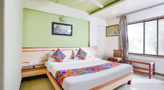 Номер Deluxe Fabhotel Guru Heritage
