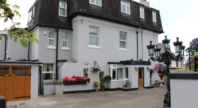 The Albaston, Забронировать Отель Отели Торки 4 звезды, рядом с Corbyn Beach, 4*