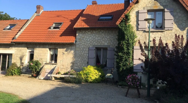Le Prieuré Saint Paul, Đặt Khách sạn Attichy Picardy