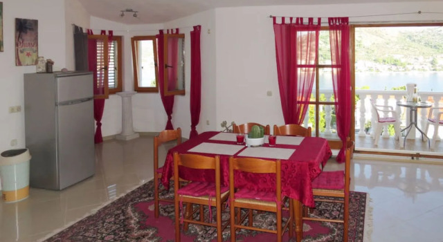 Apartment Suzi Rantasalmi 36453, Забронировать Апартаменты/квартира Подглавица Шибеник, рядом с Частный Пляж «Вилла Вркиц»