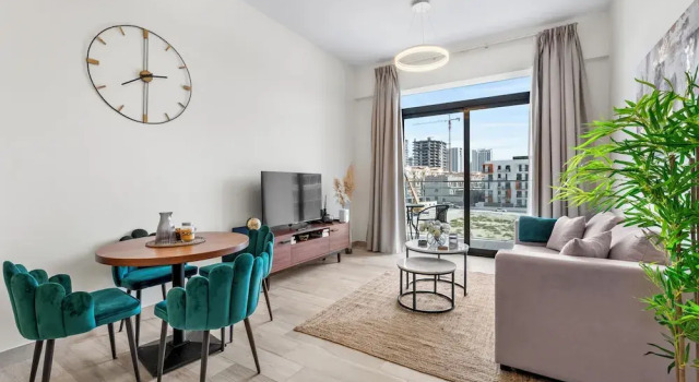 Waves - Stylish 1BR in JVC with Balcony & Pool, Забронировать Апартаменты/квартира Отели Дубая с парковкой, Парковка