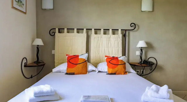 Standard Double room with view Hotel Restaurant Le Gardon - Pont du Gard