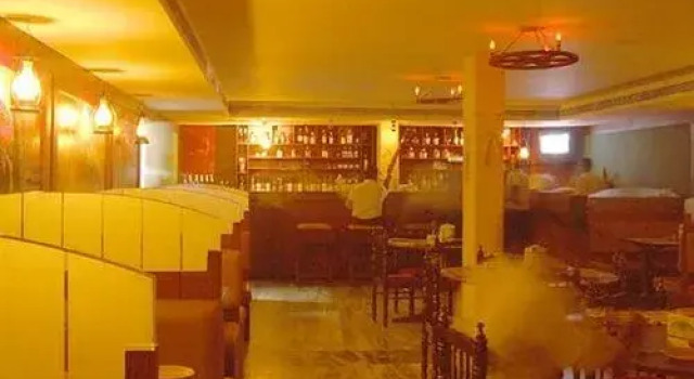 Hotel Highway Garden, Забронировать Отель Отели Эрнакулам с завтраком, Завтраки