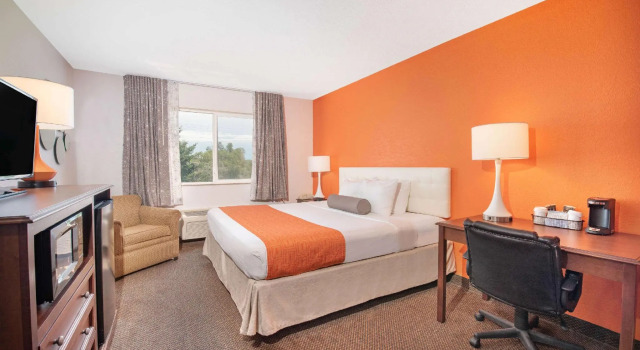 Двухместный номер Standard Howard Johnson by Wyndham Oacoma Hotel & Suites