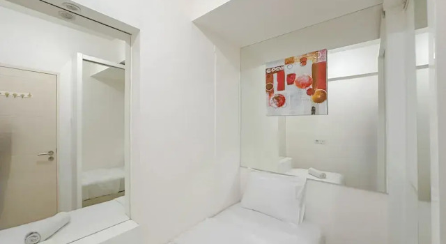 Апартаменты 2Br Connected To Pakuwon Mall At Orchard Supermall Mansion Apartment