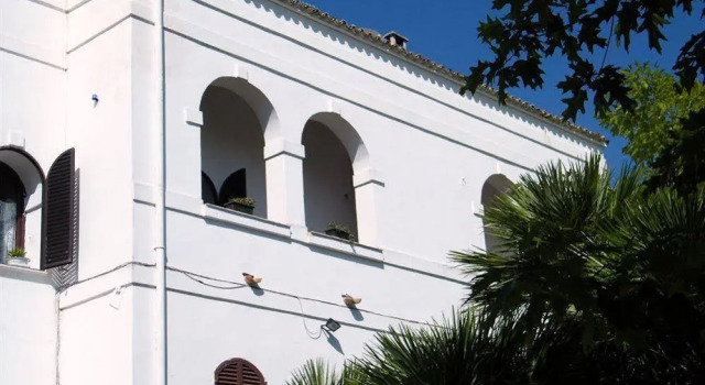 Masseria Il Cardinale, Book Hotel Poggiorsini Bari Province