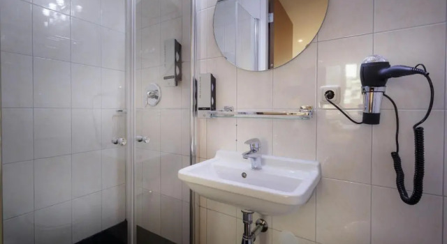 Номер Standard Amsterdam Downtown Hotel