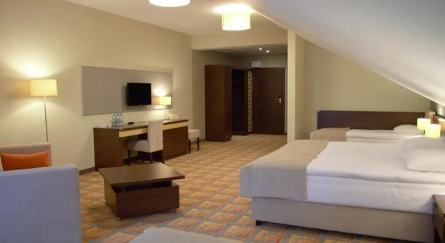 Четырёхместный номер Standard Hotel Via Baltica