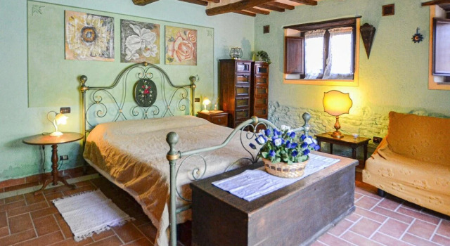 Stunning Apartment in Caprese Michelangelo With 2 Bedrooms, Wifi and Outdoor Swimming Pool, Book Apartment Caprese Michelangelo Tuscany
