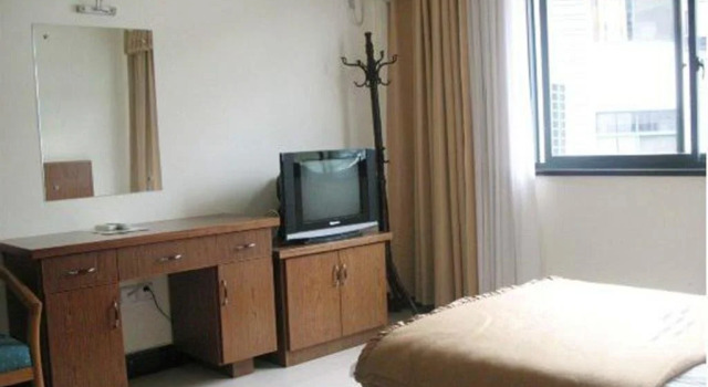 Gold Bamboo Inn
