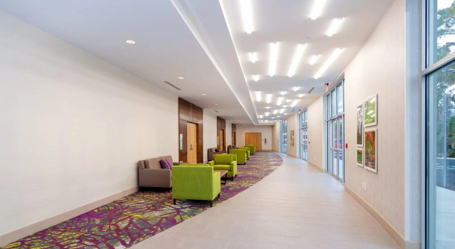 Четырёхместный номер Standard Holiday Inn Tallahassee E Capitol - Univ by IHG