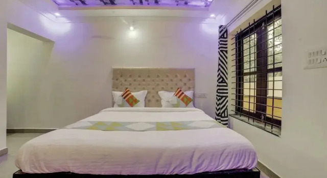 Divine Studio Vagator by OYO Rooms, Varaa Hotelli Vagator Pohjois-Goa