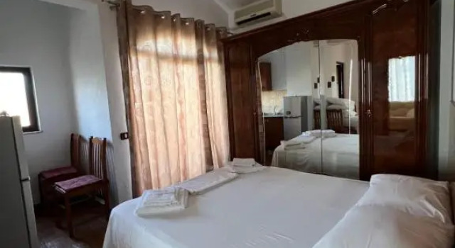 Апартаменты Red Rose Guest House