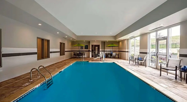 Номер Standard La Quinta Inn & Suites by Wyndham Cleveland near Lee Univ