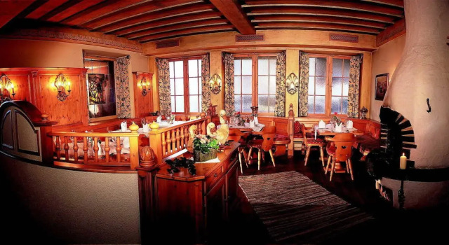 Aldranser Hof, Rezerwuj Hotel Hotele w Tyrol z parkingiem, Parking