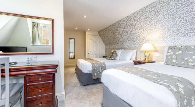 Leigh Park Country House Hotel  Vineyard, Bwsc