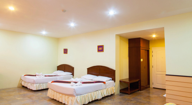 Goldenland Resort, Varaa Lomakeskus Hotellit North-Eastern Thailand pysäköinnillä, Pysäköinti