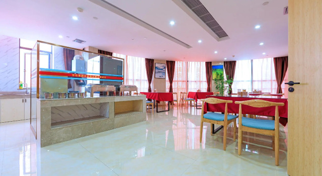 Elan Inn Jingpin Taizhou Tiantai Passenger Terminal