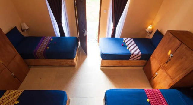 Bett im Wohnheim Surf Camp 79