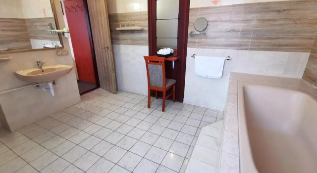 Трёхместный номер Standard Heléna Hotel & SPA
