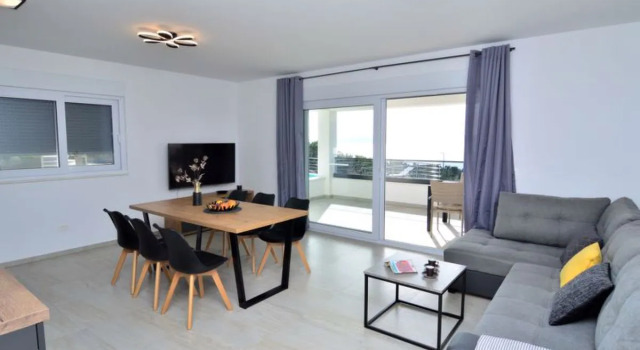 Ria (TGR146), Buchen Sie Hotel Hotels in Gespanschaft Split-Dalmatien mit Pool, Schwimmbad