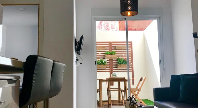 Апартаменты Comfort Castle apartment